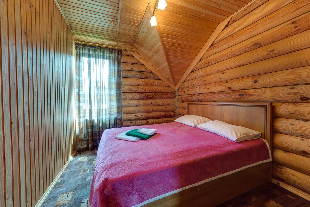 Slovyanka Hotel Slavske Bagian luar foto