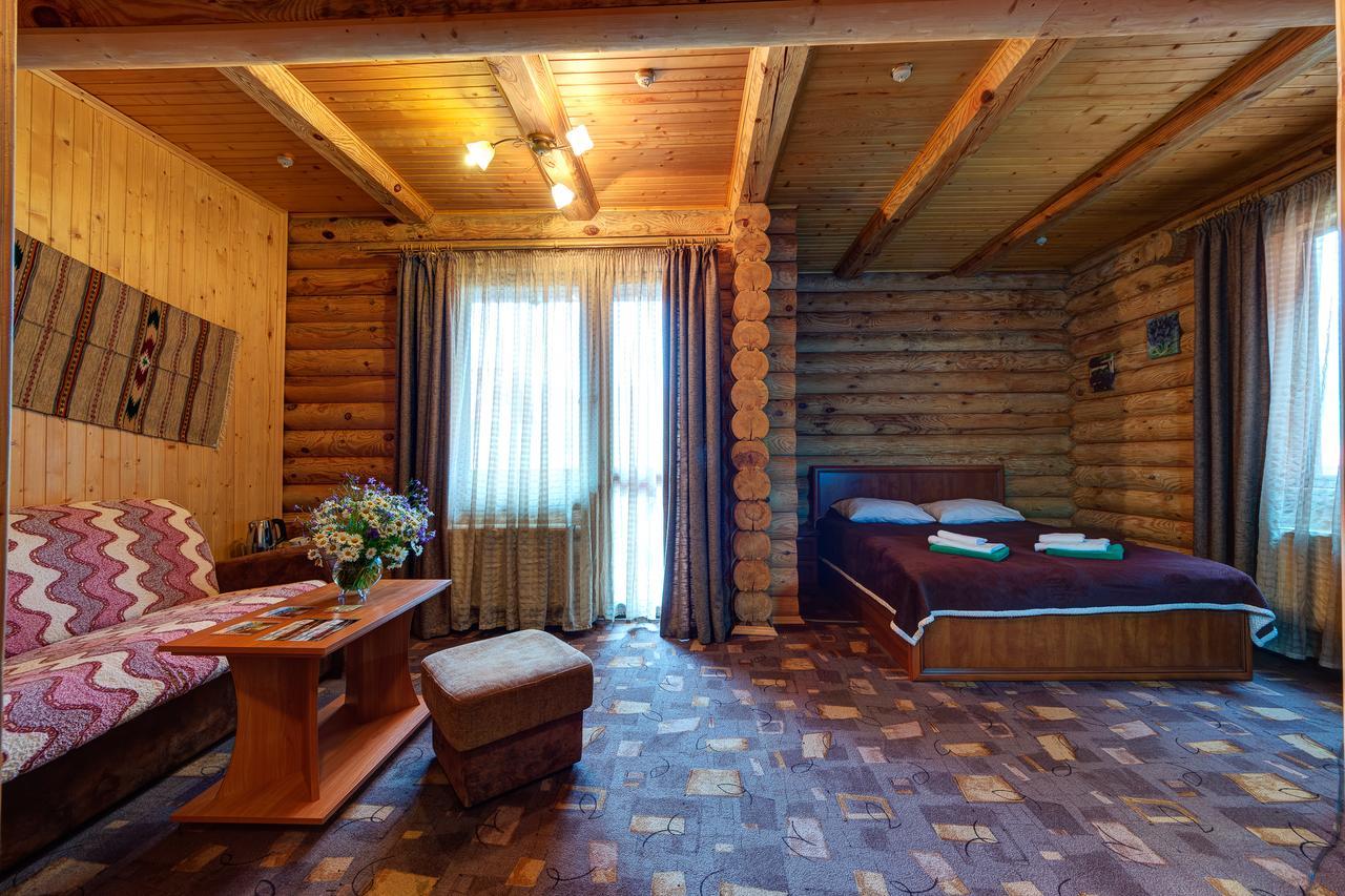 Slovyanka Hotel Slavske Bagian luar foto