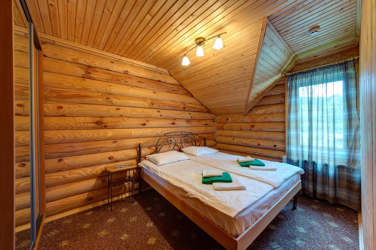Slovyanka Hotel Slavske Bagian luar foto