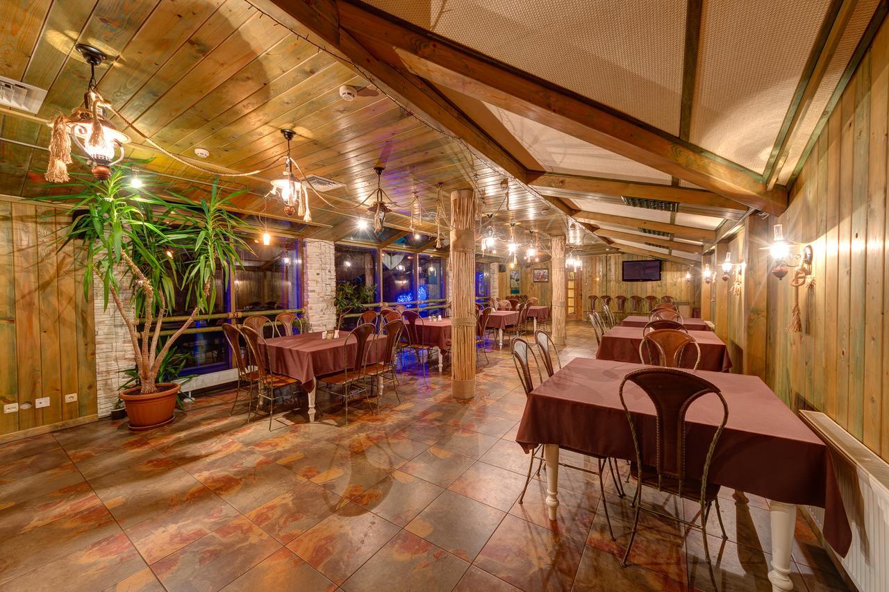 Slovyanka Hotel Slavske Bagian luar foto